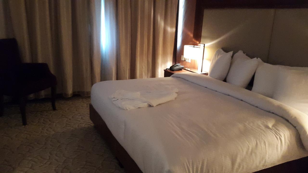 President Hotel Amman Extérieur photo