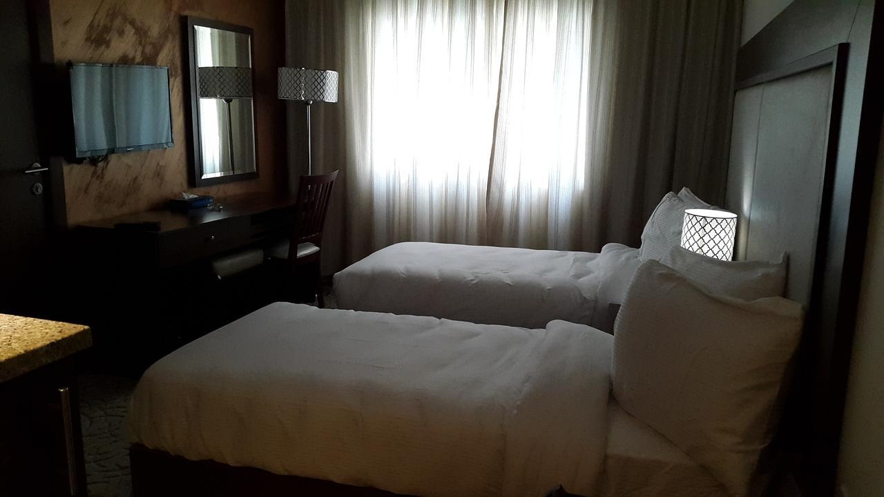 President Hotel Amman Extérieur photo